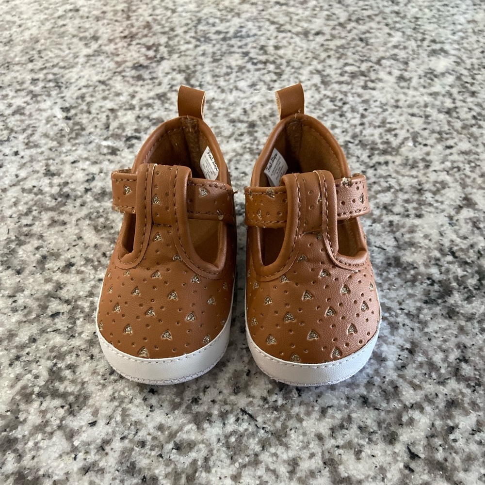 Brown baby girl shoes infant size 2